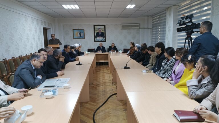 Баррасии ҷойгоҳи адабиёти гуфторӣ дар Душанбе